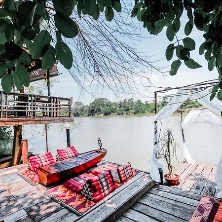 The Antique Riverside Resort Ban Pong  Εξωτερικό φωτογραφία