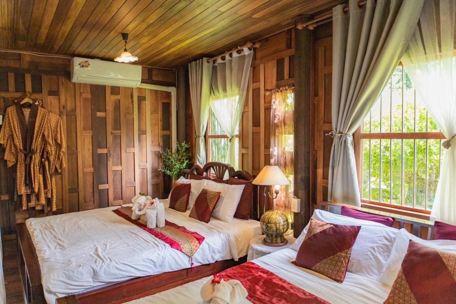 The Antique Riverside Resort Ban Pong  Εξωτερικό φωτογραφία