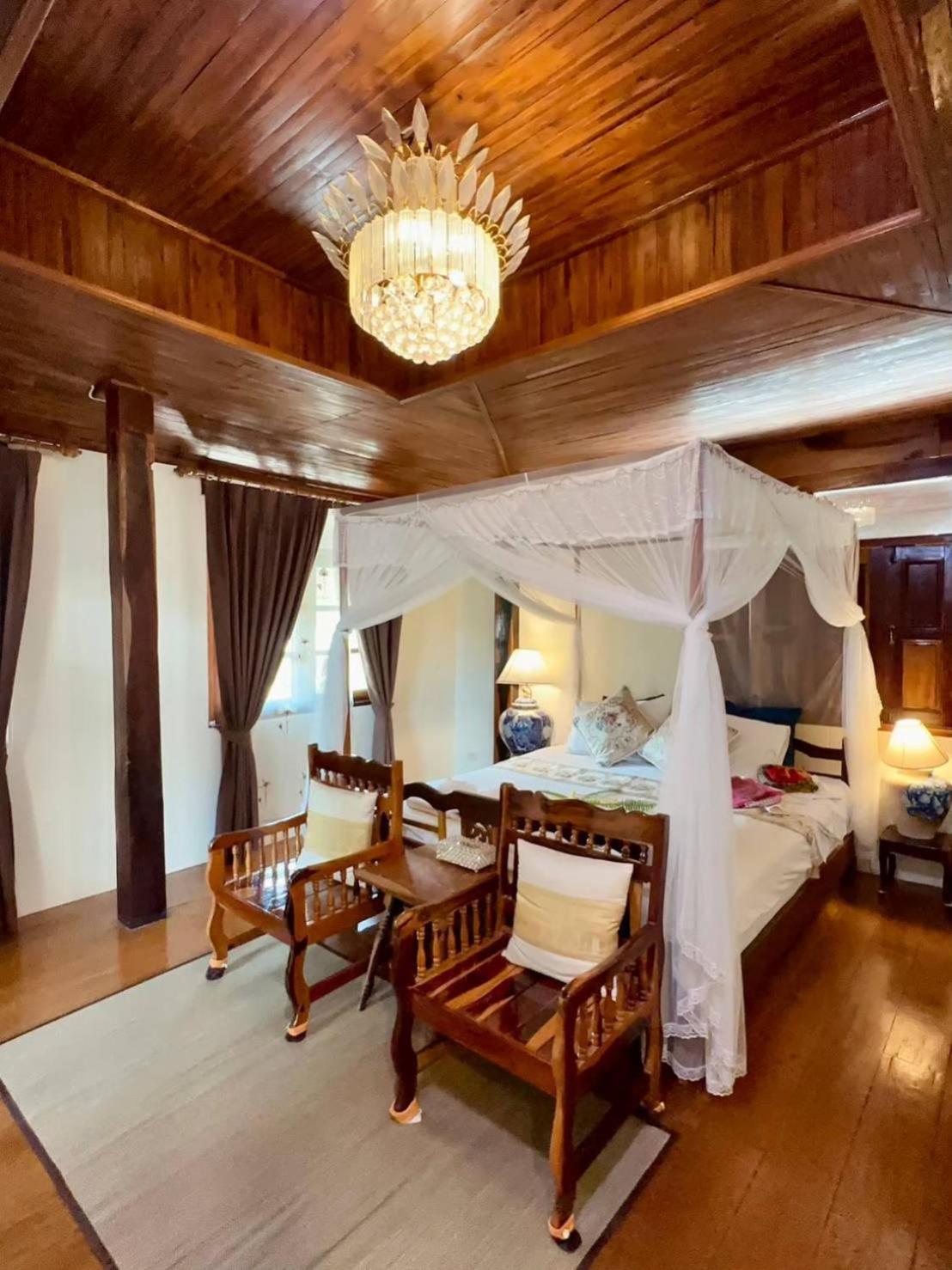 The Antique Riverside Resort Ban Pong  Εξωτερικό φωτογραφία